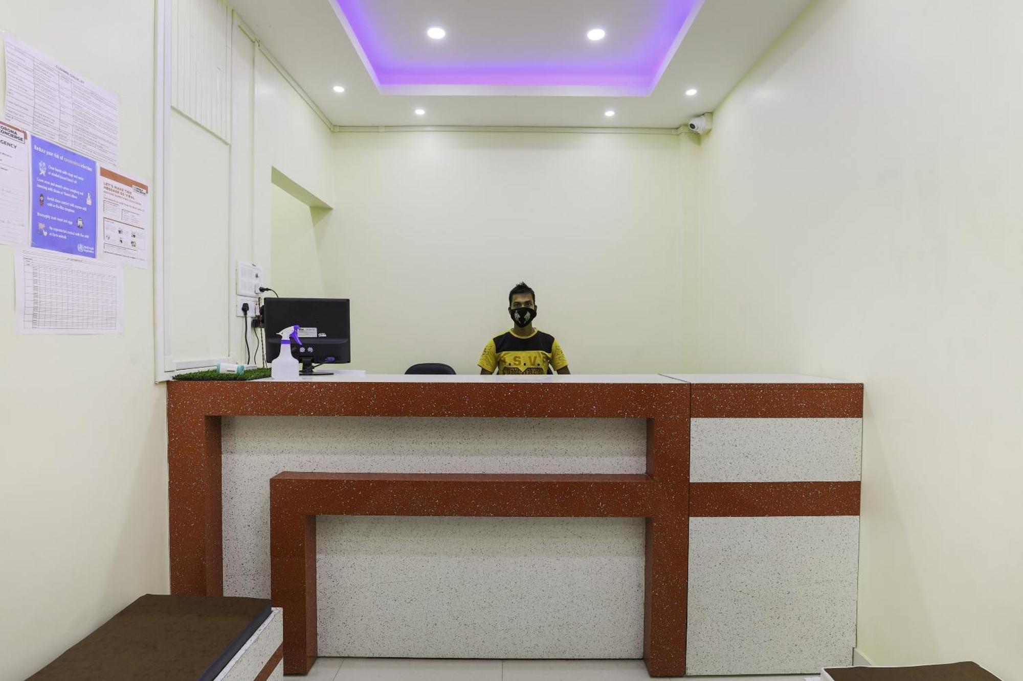 Collection O Hotel Kaku Palasbari Dış mekan fotoğraf